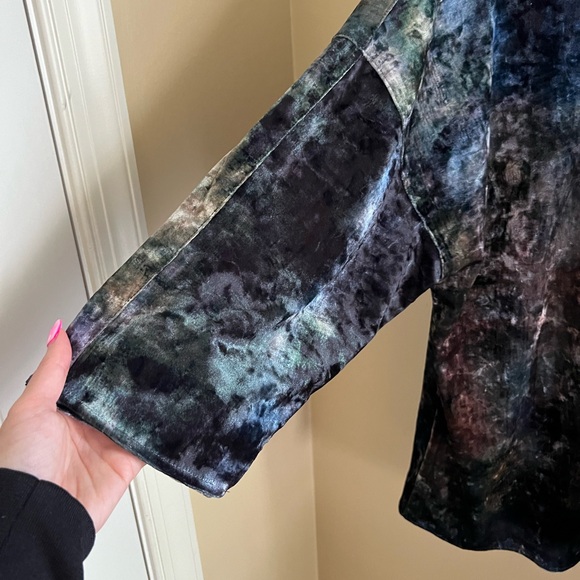 ▪️SOFT SURROUNDINGS: Women’s XL, multicolor blend 3/4 sleeve velour blouse▪️ - Picture 4 of 6